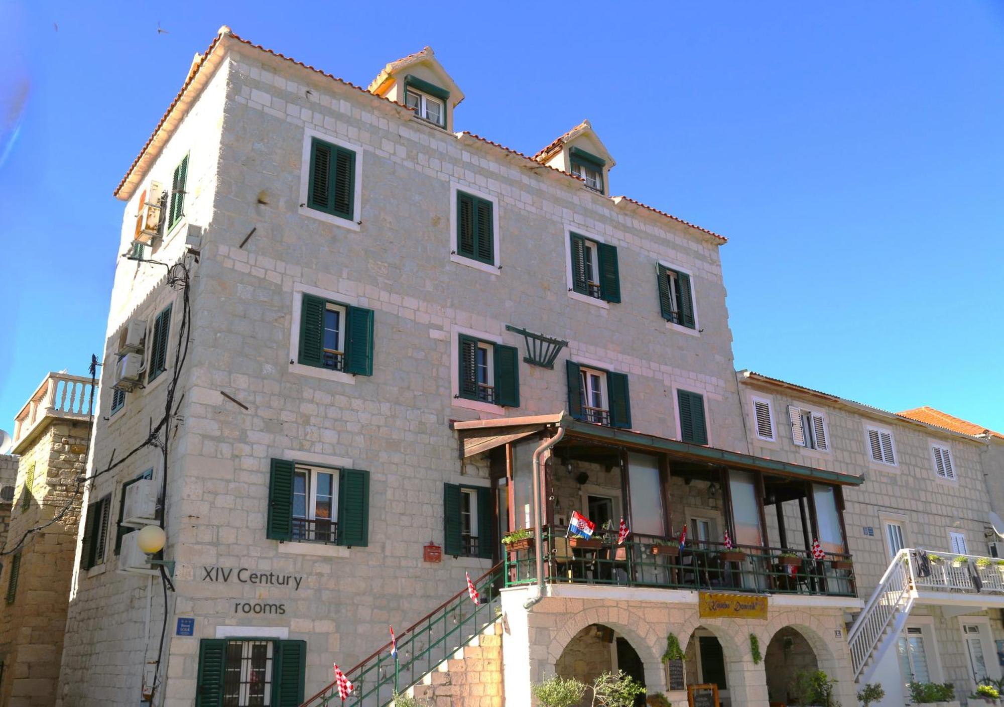 XIV Century Rooms Kastela Ngoại thất bức ảnh
