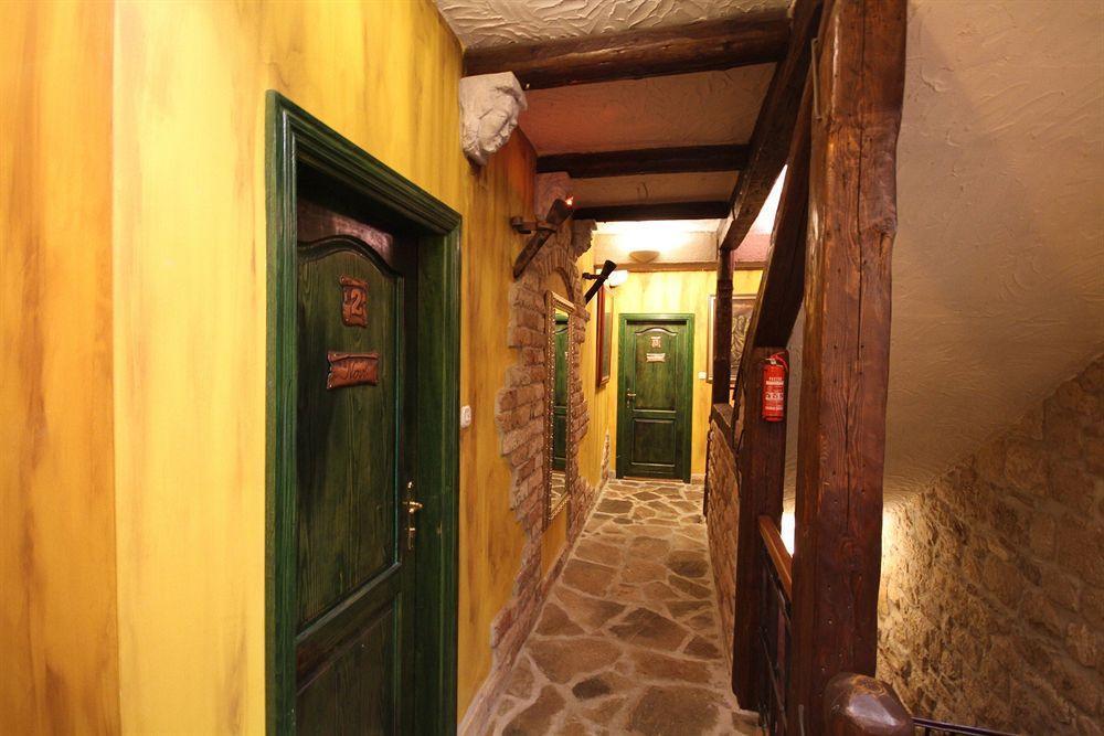 XIV Century Rooms Kastela Ngoại thất bức ảnh